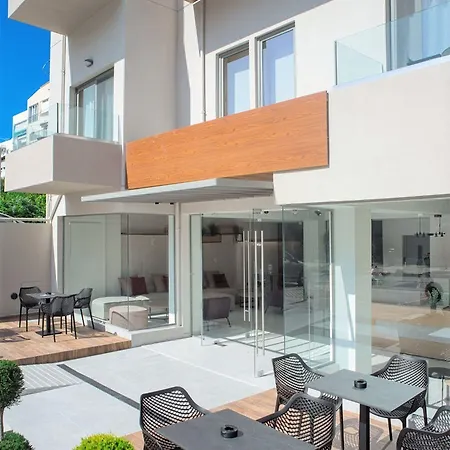 The & (adults Only) Ретимно (Крит)