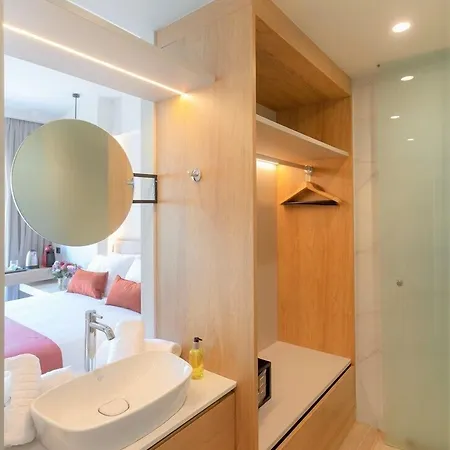 Hotel The & (adults Only)