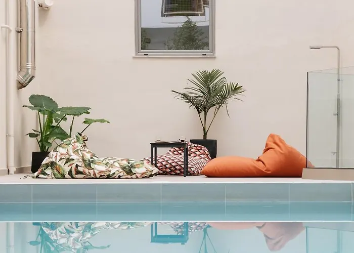 The & (adults Only) 3*