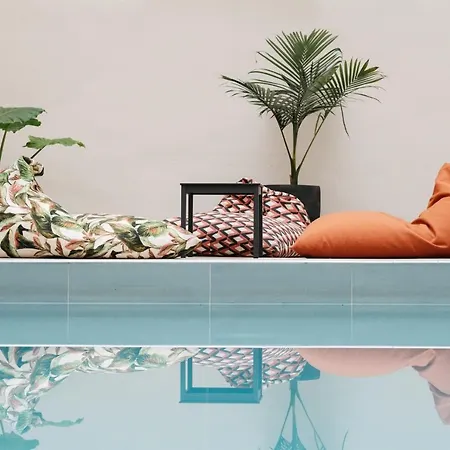 The & (adults Only) 3*